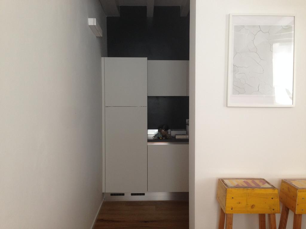 2409 Parma Apartment Room photo